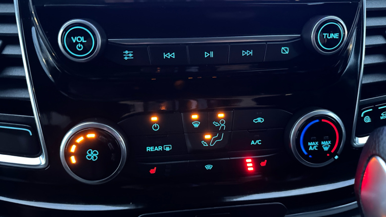 Ford Tourneo Custom Transit Custom Tourneo L2 Diesel Fwd 2.0 EcoBlue 185ps L/R 8 Seat Titanium X Auto